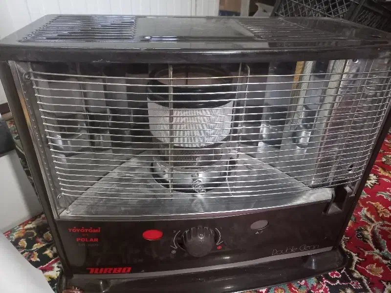 بخاری نفتی تیوست|بخاری، هیتر، شومینه|بم, |دیوار