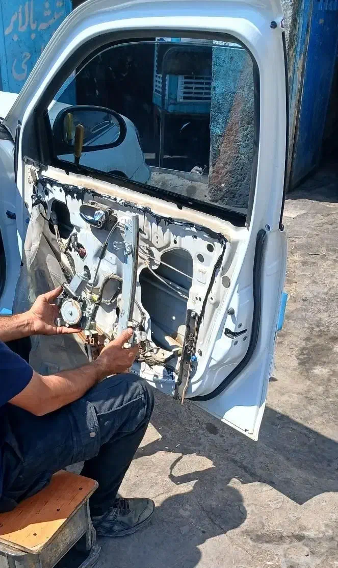 تعمیر قفل و شیشه بالابر خودروی سبک|خدمات موتور و ماشین|خرمآباد, |دیوار