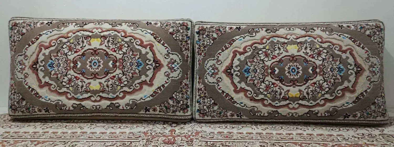 پشتی رنگ کرم|پشتی|گلستان (تهران), |دیوار