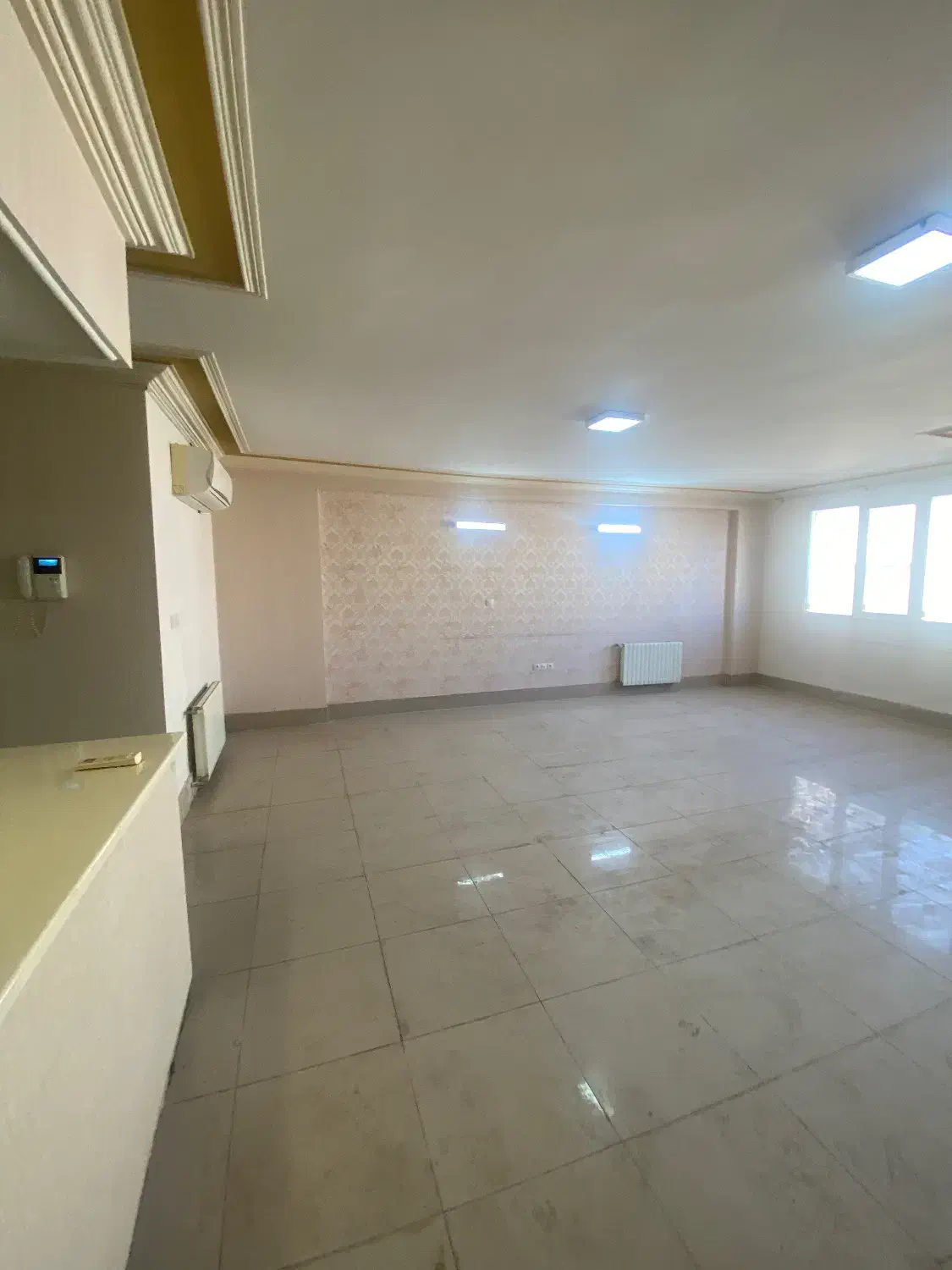 ۱۰۵ متر دو‌خواب/ فول امکانات/ امیرالمومنین|فروش آپارتمان|کاشان, فاز ۱ ناجی آباد|دیوار