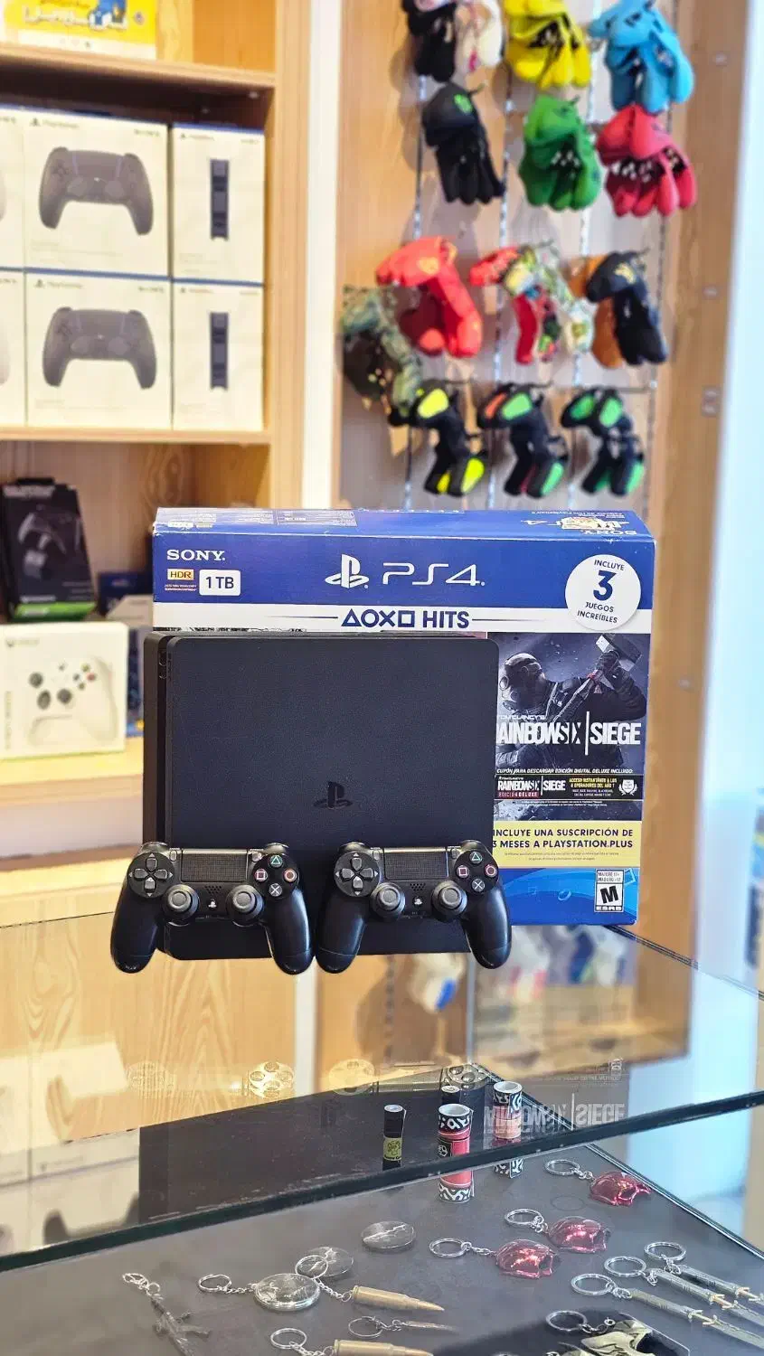 PS4 SLIM 1T 2215(دو دسته اصلی کپی خور)|کنسول، بازی ویدئویی و آنلاین|قزوین, |دیوار