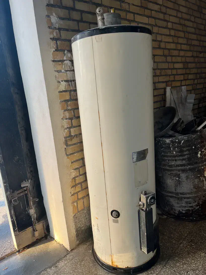 ابگرم کن ۲۰۰ لیتری|آبگرمکن، پکیج، شوفاژ|مشهد, امیریه|دیوار