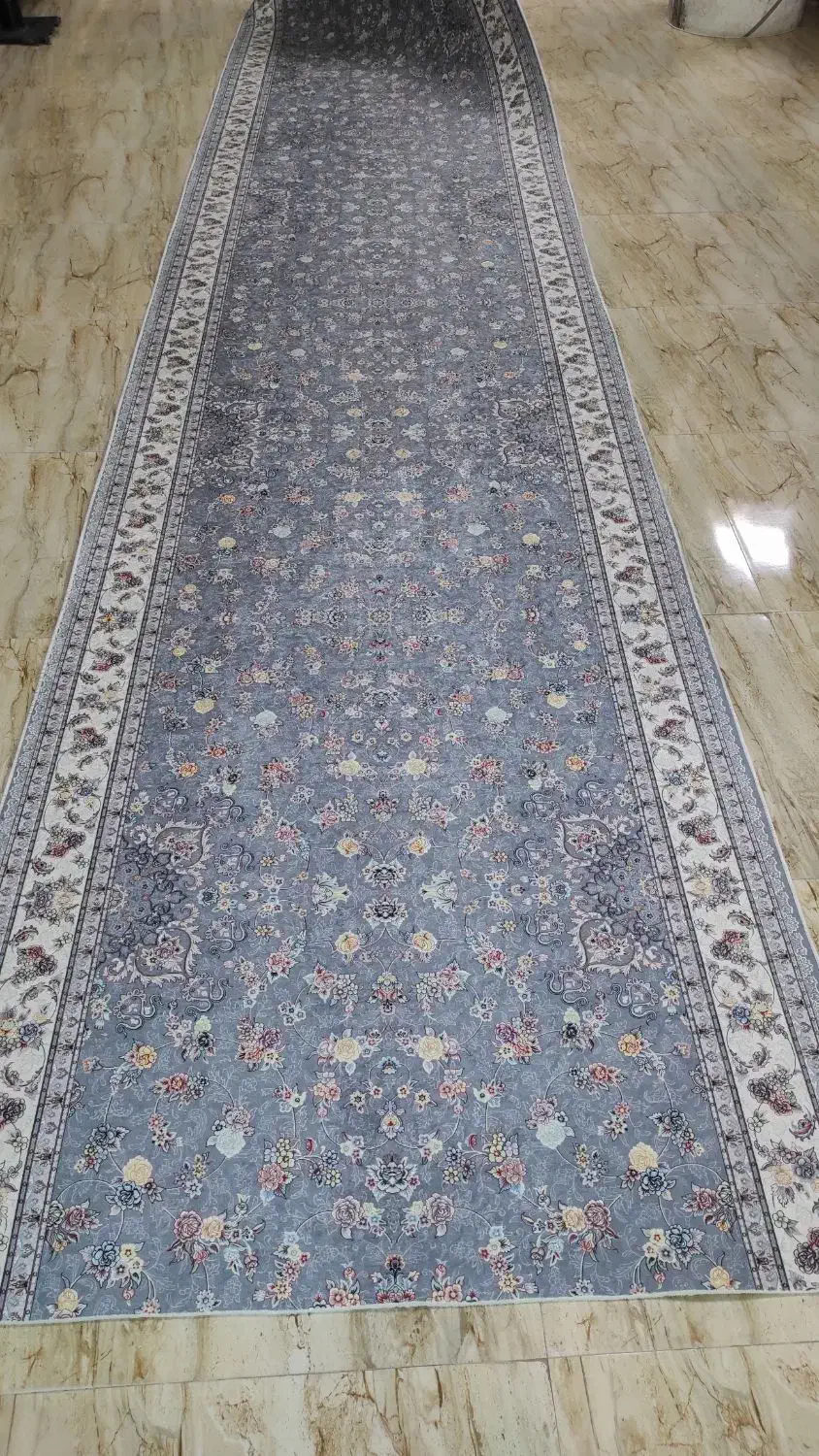 فرشینه . کناره و روپله|فرش|دهگلان, |دیوار