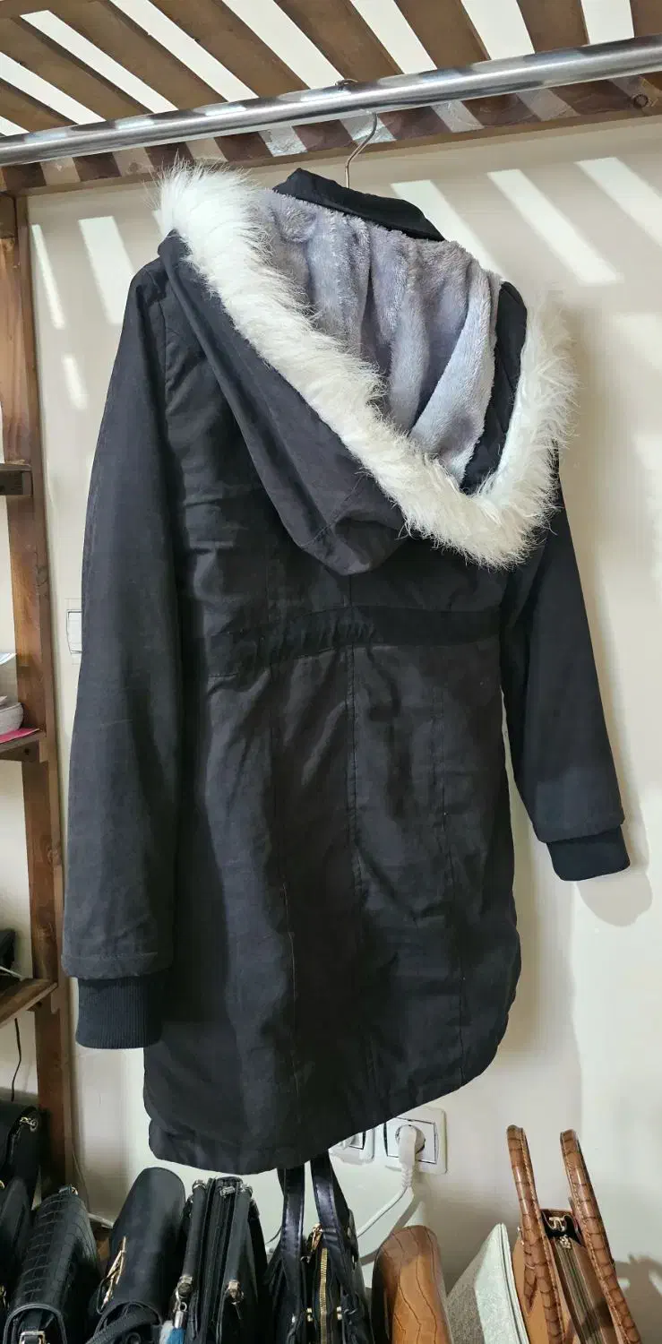 کاپشن|لباس|دامغان, |دیوار