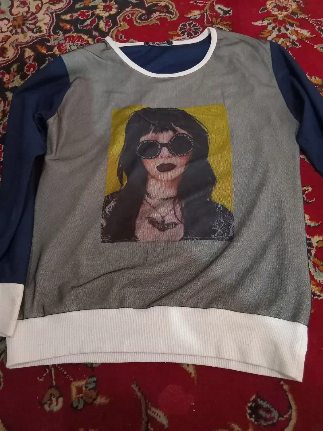 تیشرت یا تکپوش|لباس|اهواز, سپیدار|دیوار