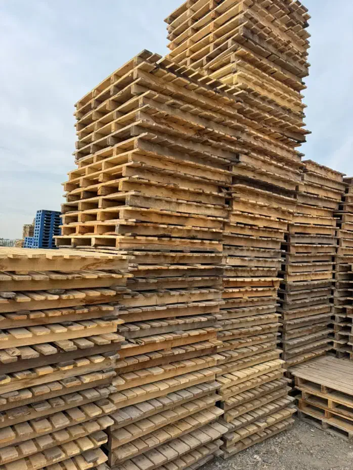 فروش پالت چوبی وپلاستیکی درحدنو|عمده‌فروشی|تهران, بروجردی|دیوار