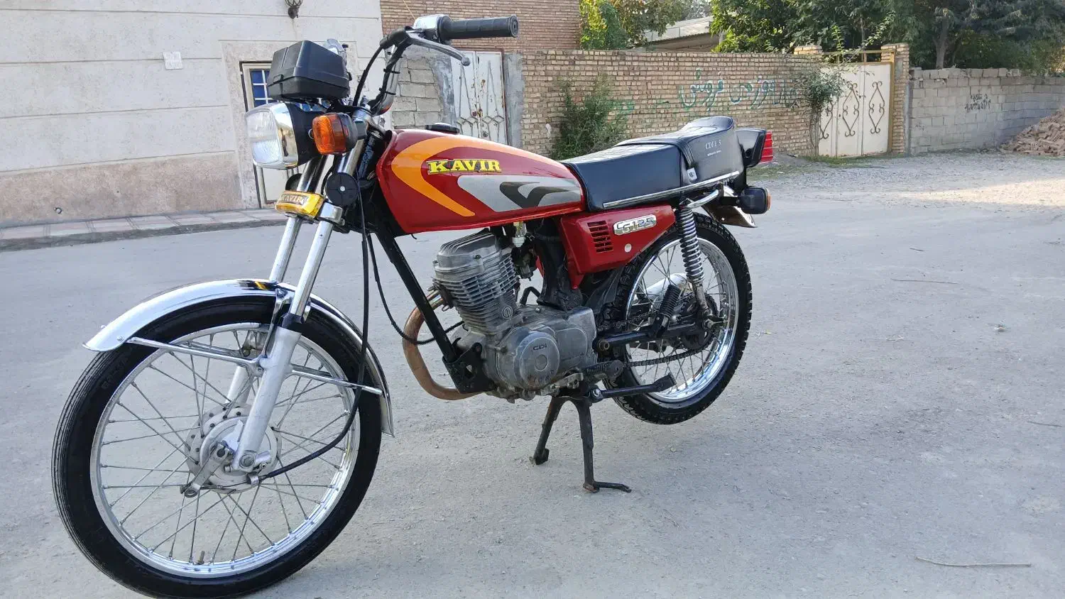 125کویر عروسک درحد تک هندل روشن با برگه بشرط|موتورسیکلت|گنبد کاووس, |دیوار