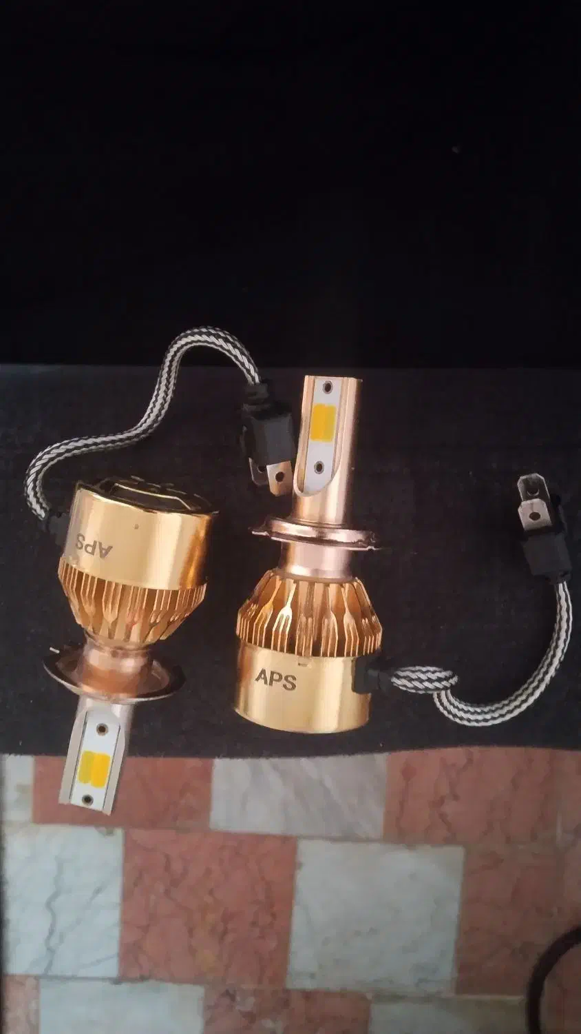 هدلایت پژو پارس|لامپ و چراغ|بروجرد, |دیوار