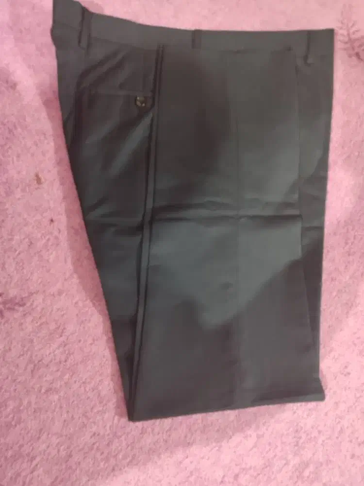 شلوارپارچه ای|لباس|اهواز, فتح|دیوار