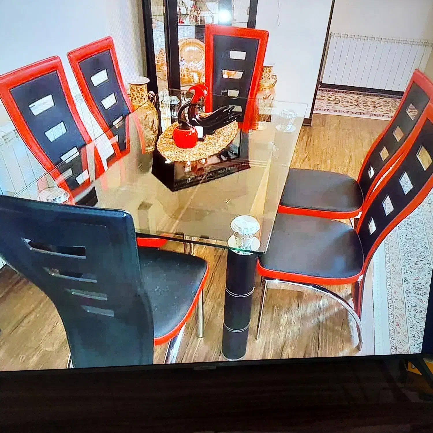 میز غذاخوری|میز و صندلی غذاخوری|شاهین‌شهر, شهرک میلاد|دیوار