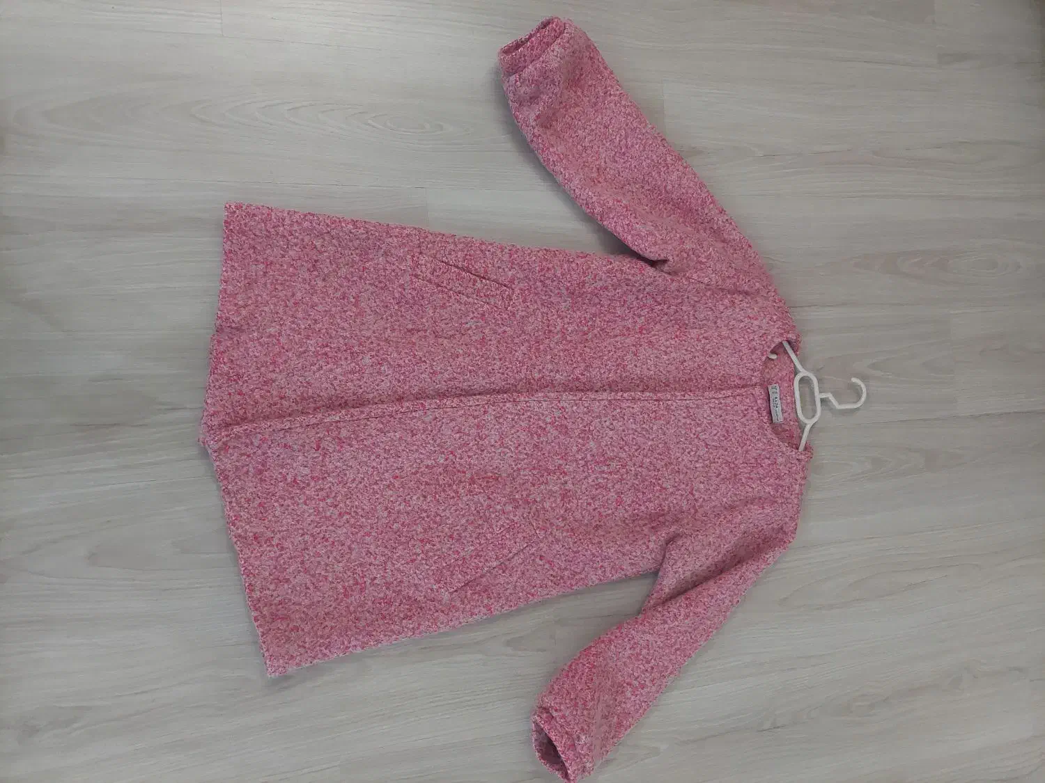 پالتوی پشم|لباس|خلخال, |دیوار