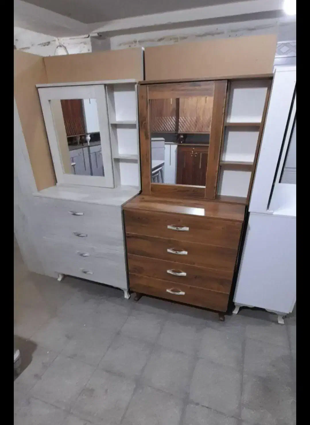 کمد|جاکفشی، کمد، دراور|شهرکرد, |دیوار