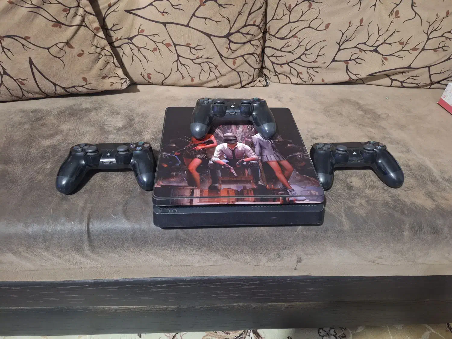 پلستیشن ۴ درحد نو|کنسول، بازی ویدئویی و آنلاین|کرمان, |دیوار