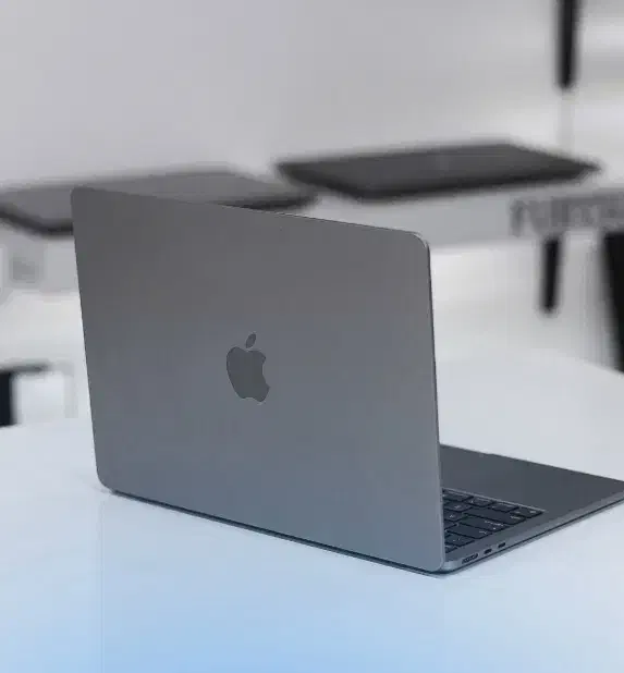 مک بوک ایر ۲۰۲۲|رایانه همراه|اهواز, ۲۰۰۰واحدی|دیوار