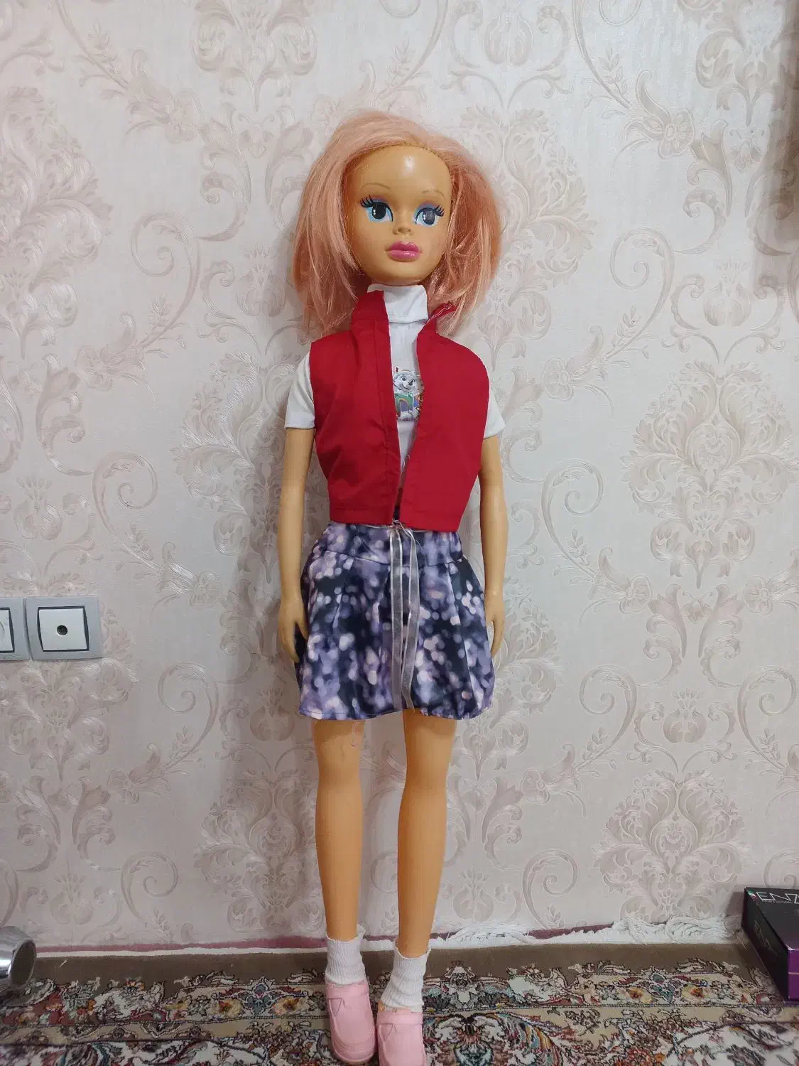 عروسک ایستاده|اسباب‌بازی بچه|سنندج, |دیوار