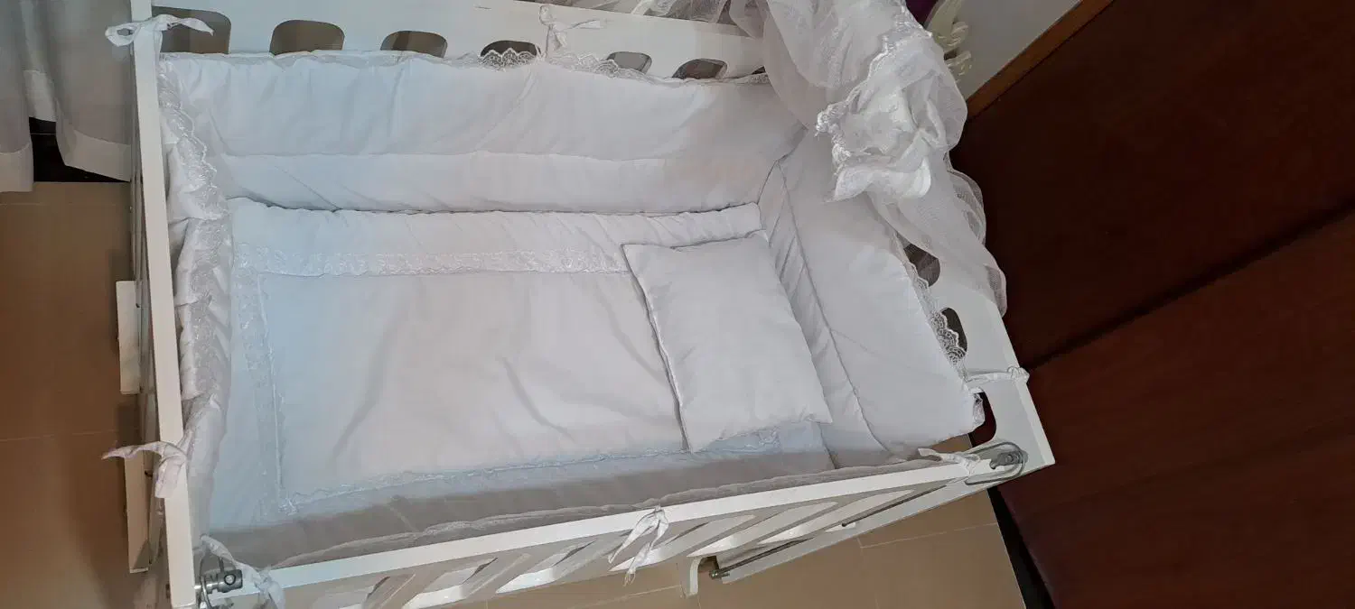 گهواره وتخت کنارمادر۳۵۰۰۰۰۰ هزارتومان|تخت و صندلی بچه|تنکابن, |دیوار