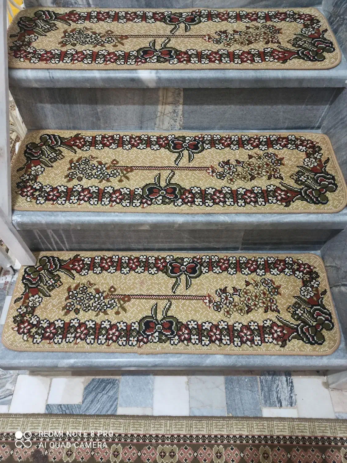 روپله ای|روفرشی|تویسرکان, |دیوار