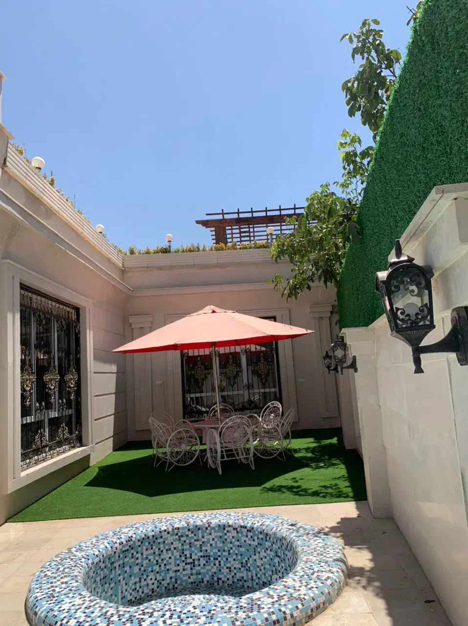 اجاره روزانه ویلا مراسمات مهمانی و اقامت تفریحی|اجارهٔ کوتاهمدت ویلا و باغ|گرمدره, |دیوار