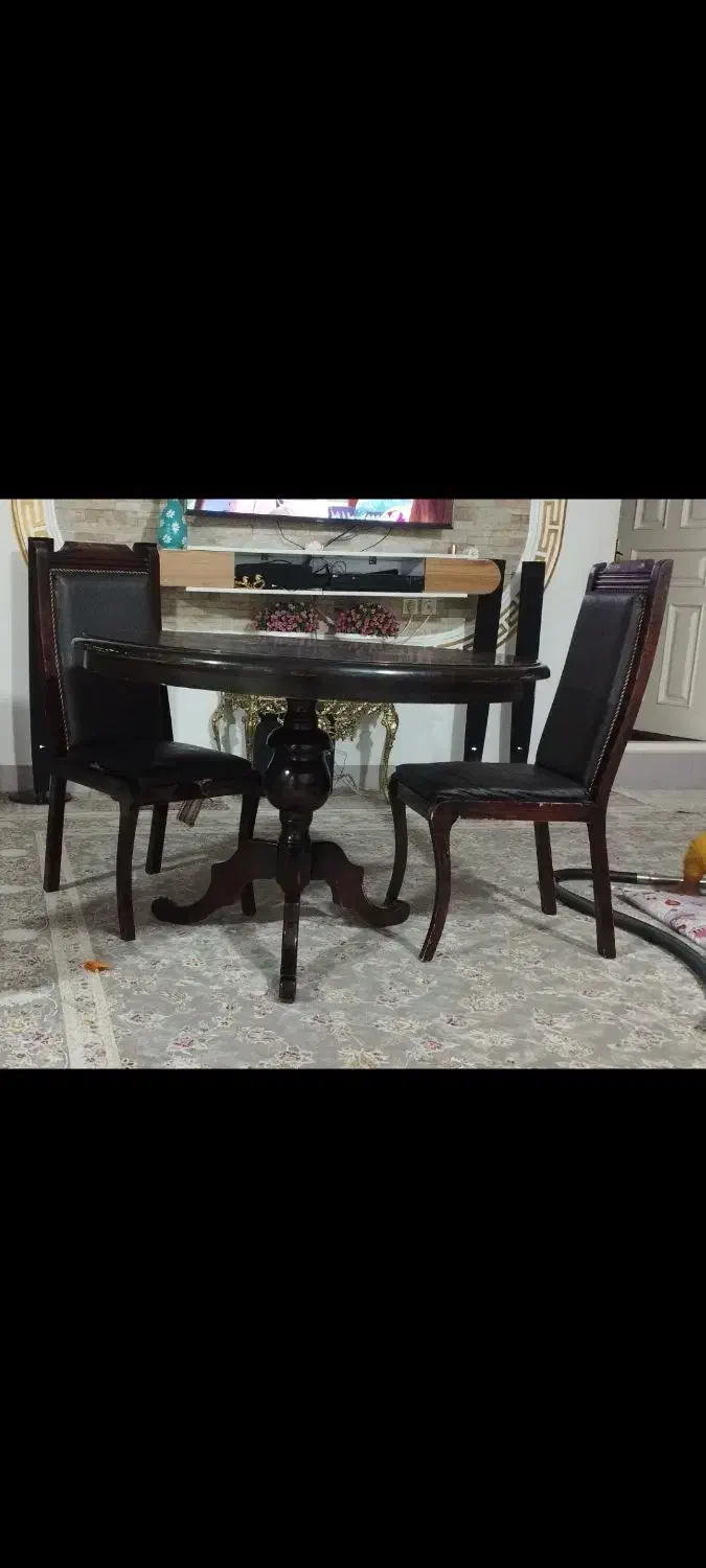 میز ناهار خوری بهمراه دو عدد صندلی|میز و صندلی غذاخوری|کوهدشت, |دیوار