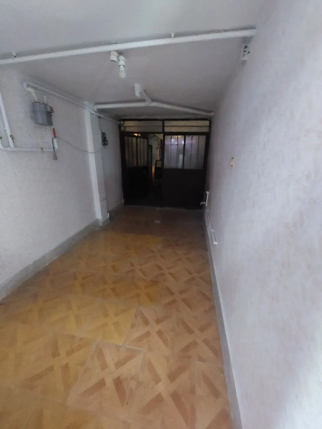 فروش فوری واحد با پارکینگ موقعیت عالی|فروش آپارتمان|رشت, حمیدیان|دیوار