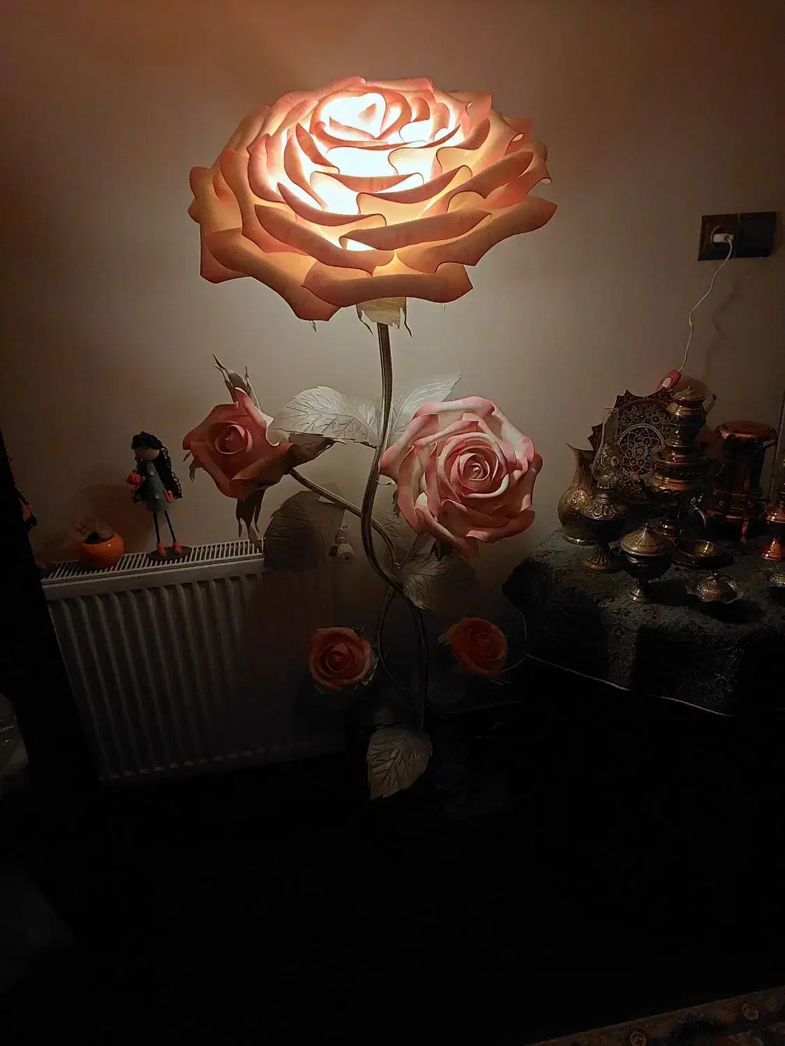 شب خواب و گل رز|گل مصنوعی|بروجرد, |دیوار