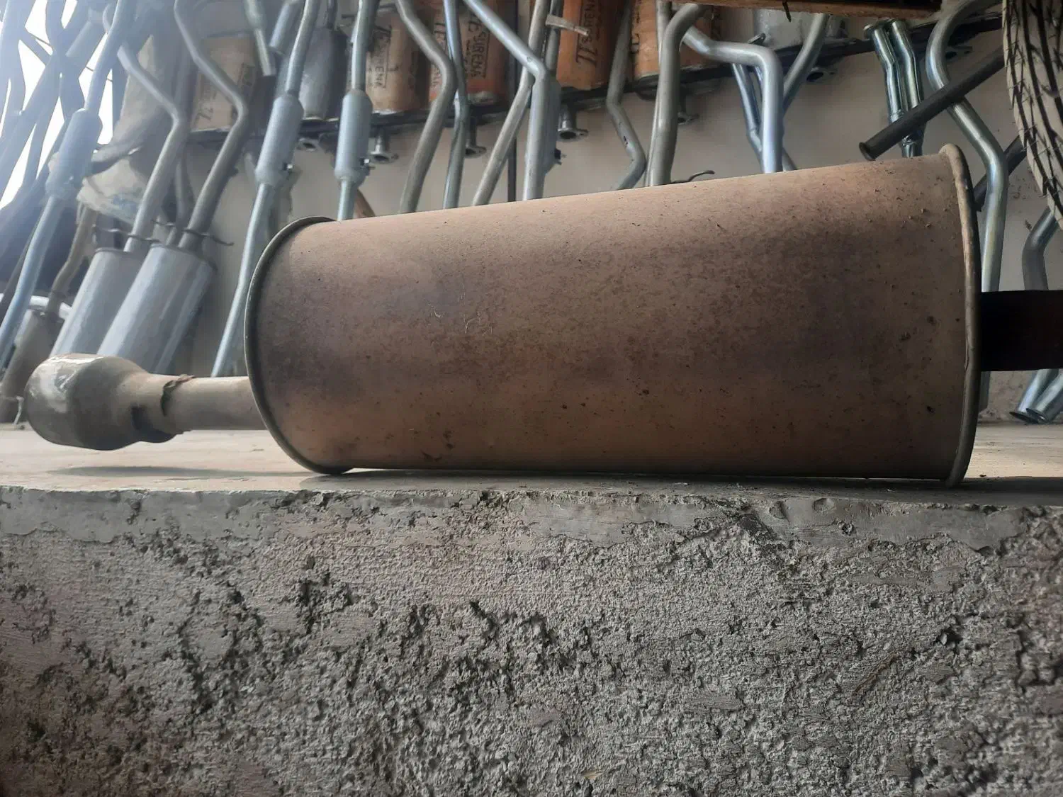 تعمیر و تعویض انواع اگزوز|خدمات موتور و ماشین|رشت, آتشگاه|دیوار