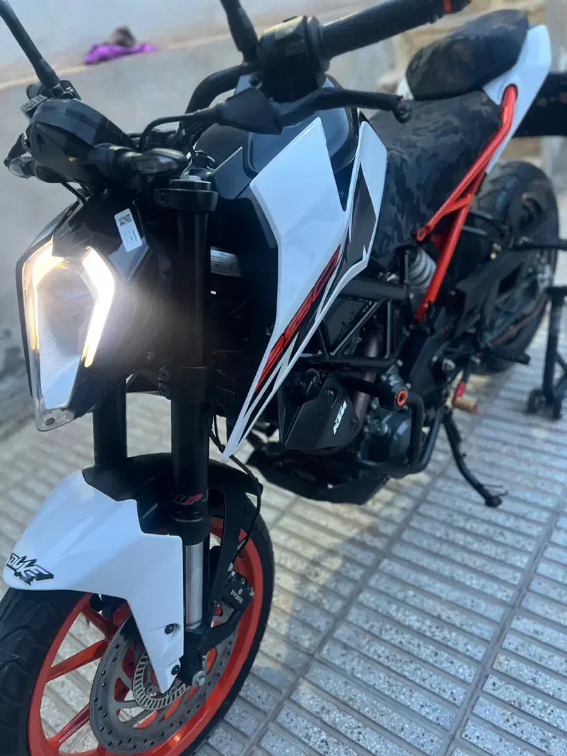 KTM250 dok|موتورسیکلت|سبزوار, قائم|دیوار