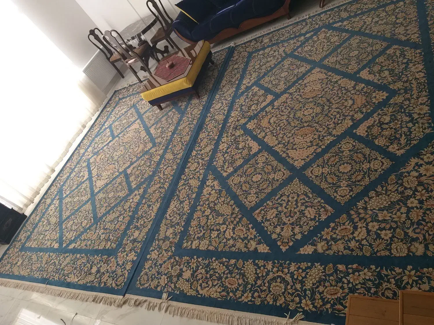 دو عدد فرش ماشینی برند فرهی (ابی درباری)|فرش|سیرجان, |دیوار