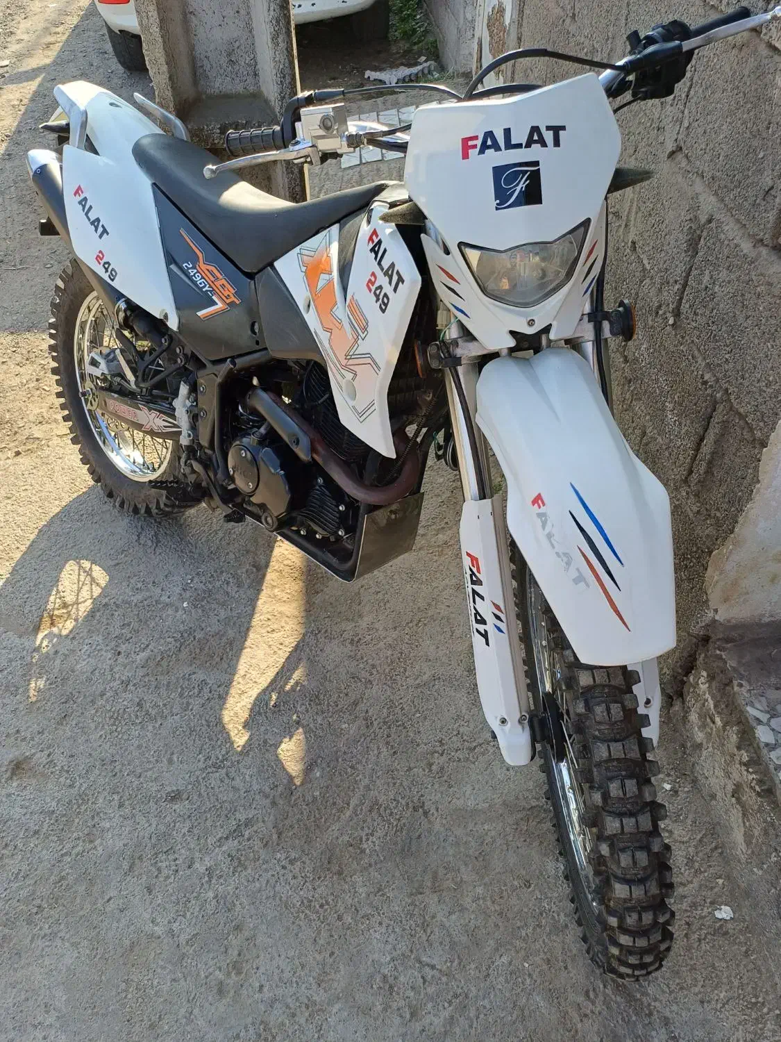 تریل۲۵۰فلات|موتورسیکلت|لنگرود, |دیوار