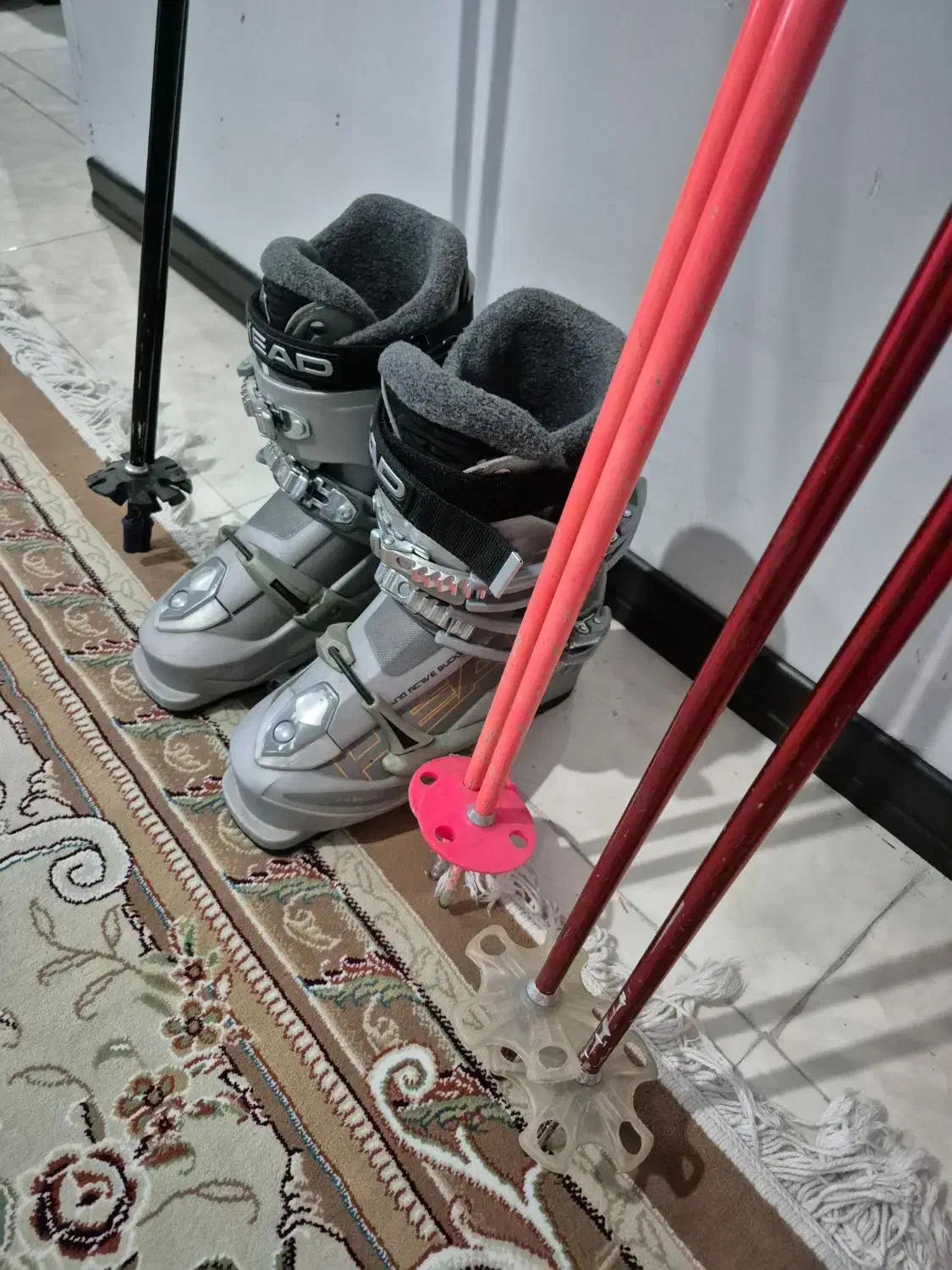 کفش و باتون|ورزشهای زمستانی|کرج, فاز ۳ گوهردشت|دیوار