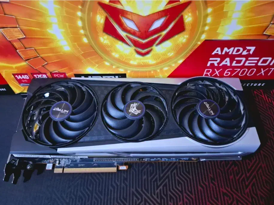 Sapphire Nitro+ RX6700XT OC 12 کارت گرافیک|قطعات و لوازم جانبی رایانه|اهر, |دیوار