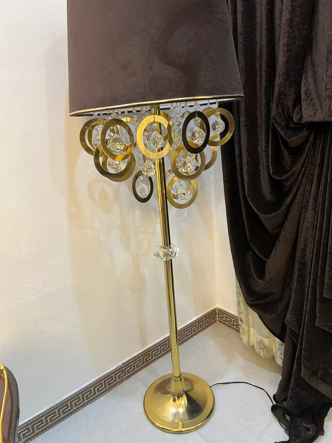 کنار سالنی|چراغ خواب و آباژور|رشت, علی آباد|دیوار