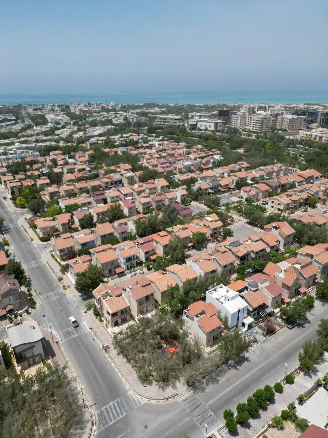 فروش یا مشارکت 11000متر زمین هتل|مشارکت در ساخت املاک|کیش, |دیوار