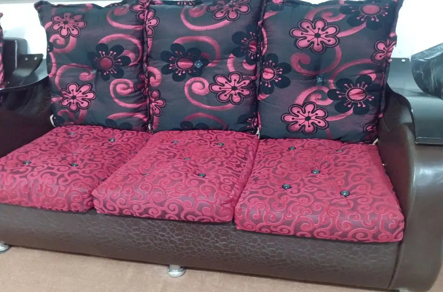 مبل|مبلمان خانگی و میز عسلی|شیراز, قلات|دیوار