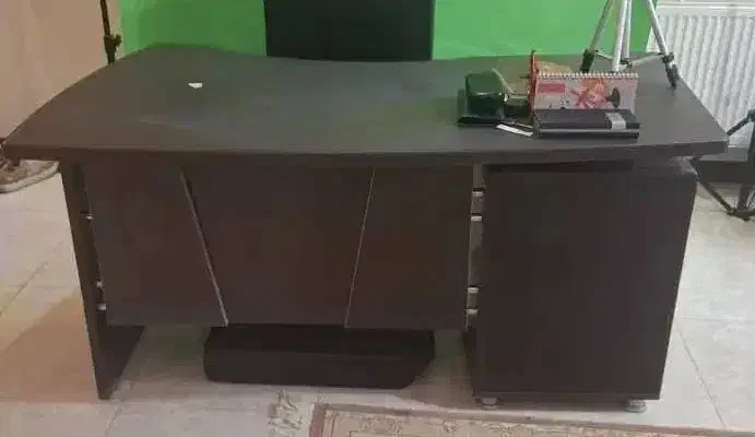 میز تحریر ، منشی|مبلمان اداری|شاهینشهر, فردوسی|دیوار