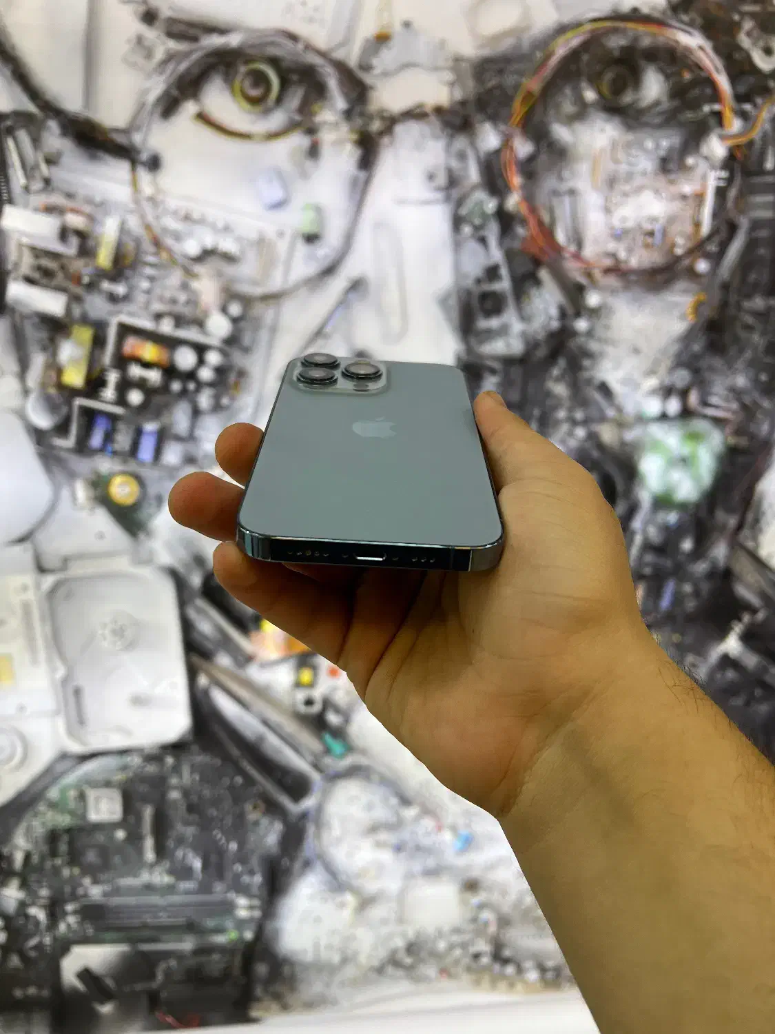 ایفون ۱۳پرو ابی در حد نو ۱۲۸گیگ تمیز|موبایل|اصفهان, مفتح|دیوار