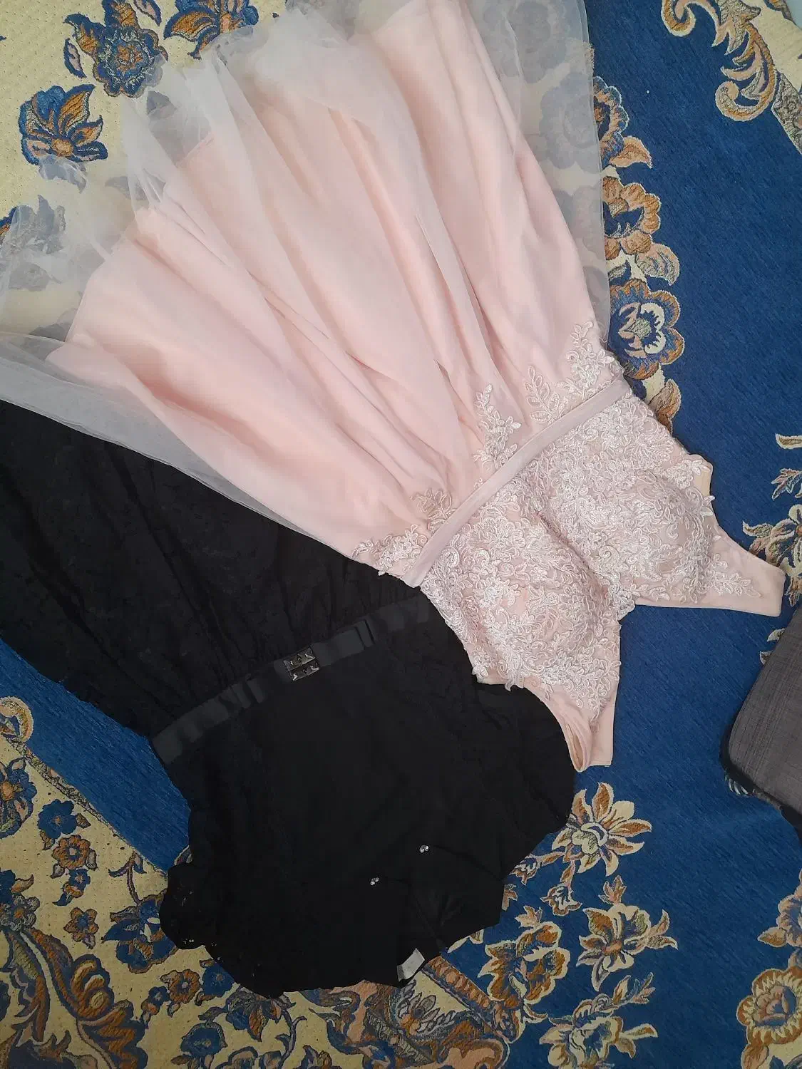 لباس مجلسی|لباس|اهر, |دیوار