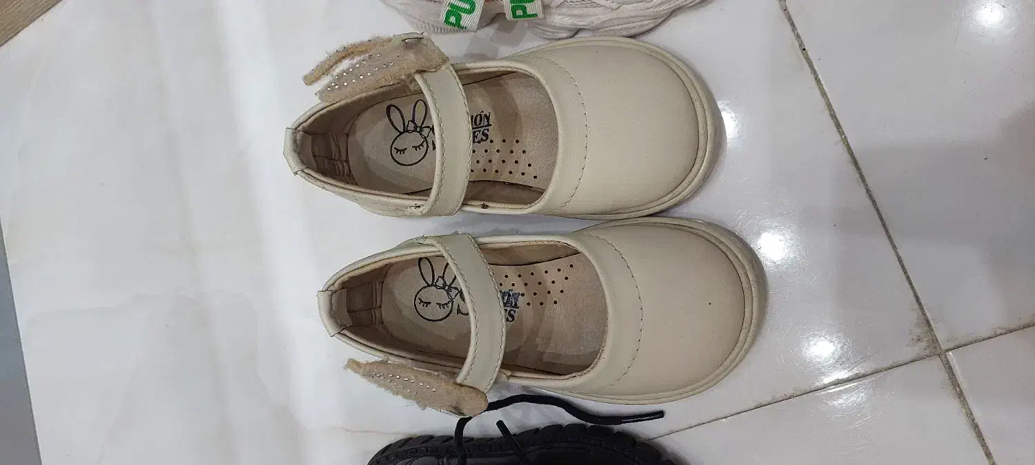 سه جفت کفش بچگانه شماره ۲۴|کفش و لباس بچه|نهاوند, |دیوار