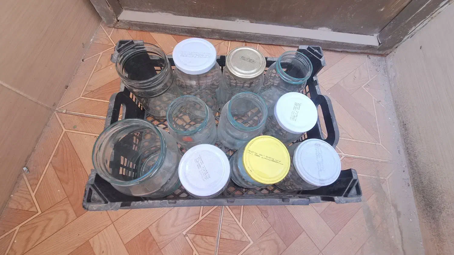 شیشه|ظروف نگهدارنده، پلاستیکی، یکبارمصرف|شاهرود, |دیوار