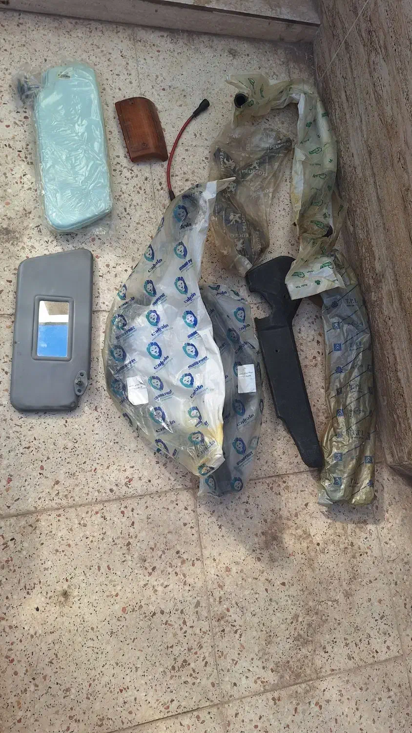 تعدادی وسایل پژو ،پیکان ،پیکی|قطعات یدکی و لوازم جانبی|کرمان, |دیوار