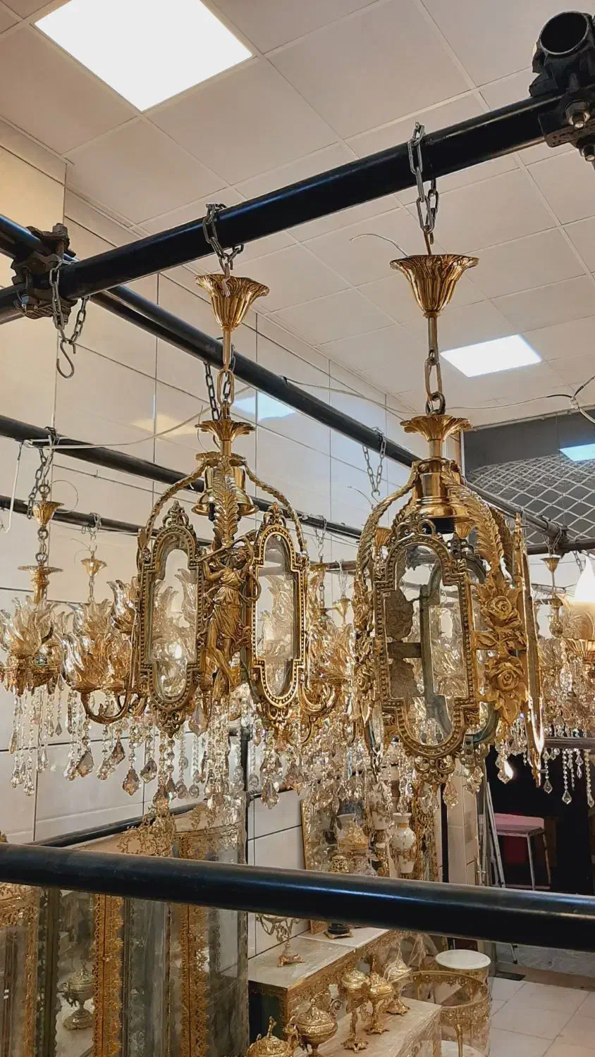 لوستر ۴گوش فانوس جدید گل رز و بانو برنز سوگلی|لوستر و چراغ آویز|زنجان, |دیوار