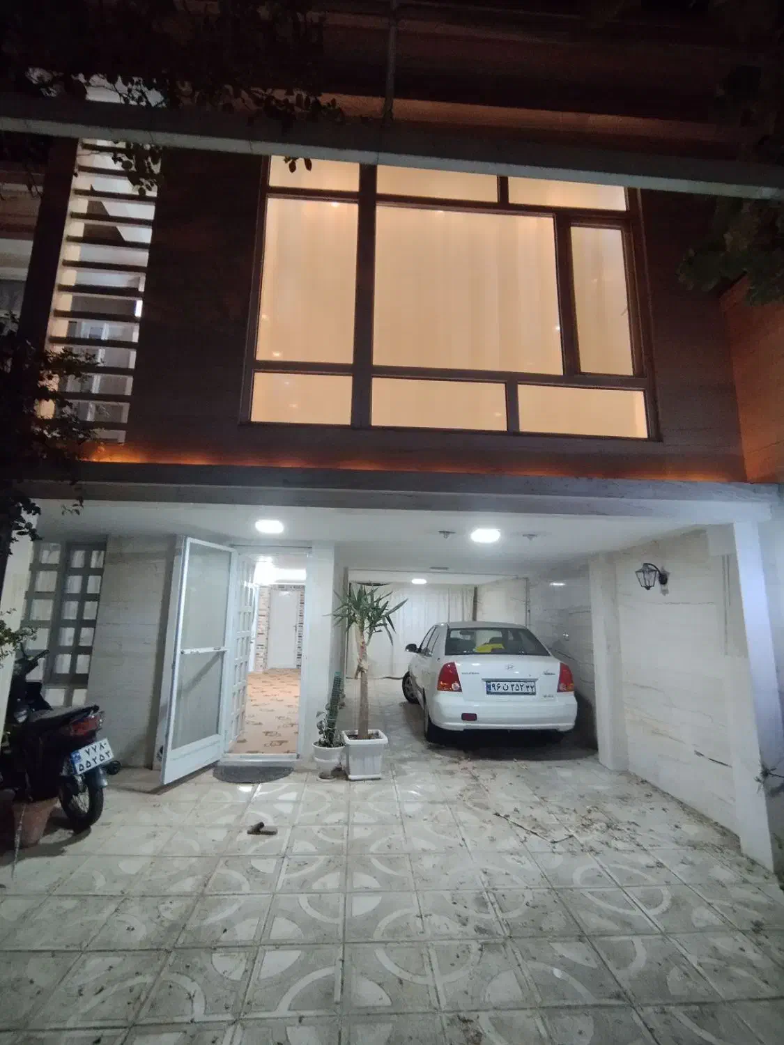 کاشانی 19/ 130متر/|اجارهٔ آپارتمان|تربتحیدریه, بی بی حسنیه|دیوار