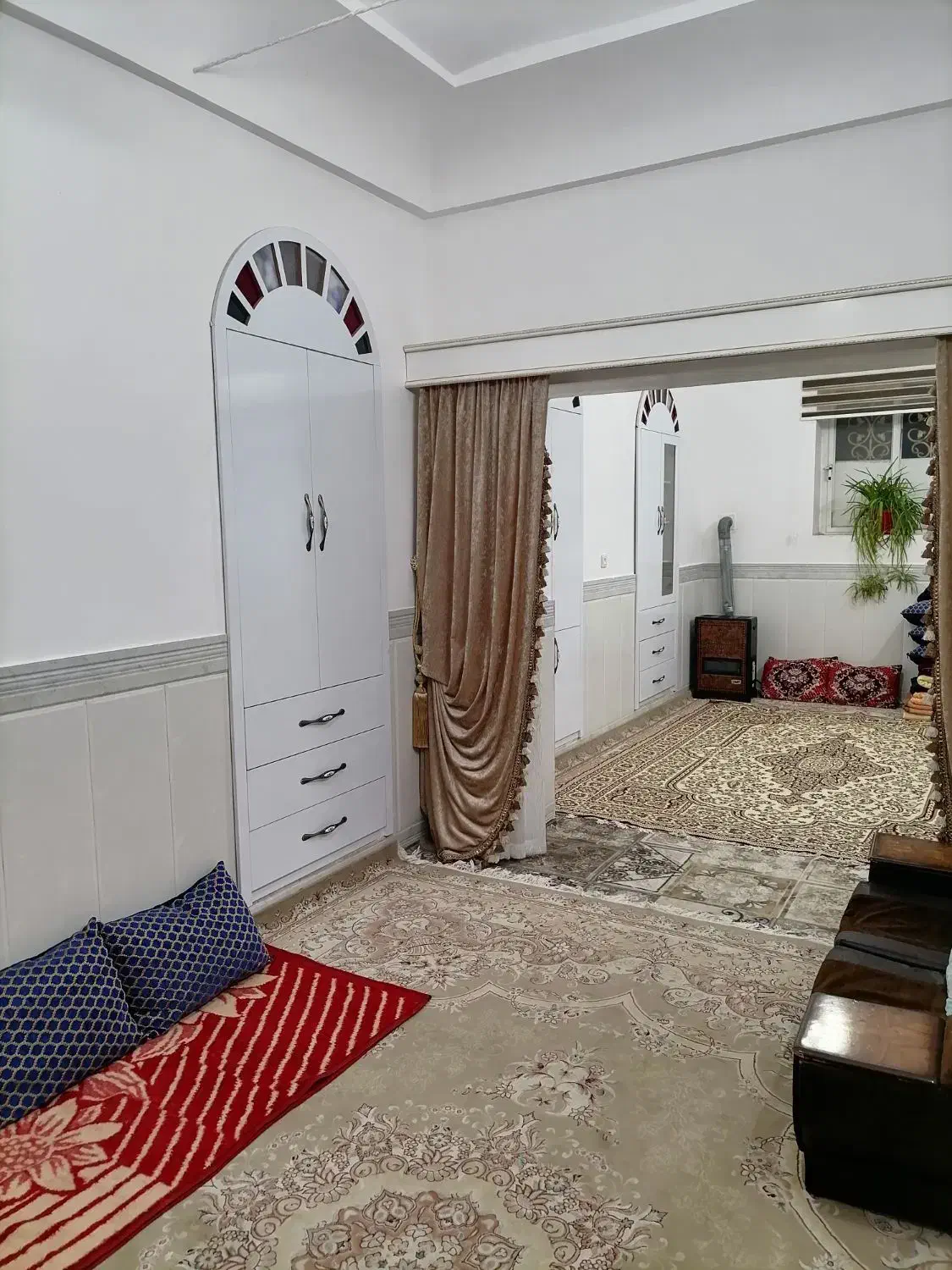 بسیار باصفا وتمیز وبزرگ|اجارهٔ کوتاه‌مدت آپارتمان و سوئیت|قم, حاج زینل|دیوار