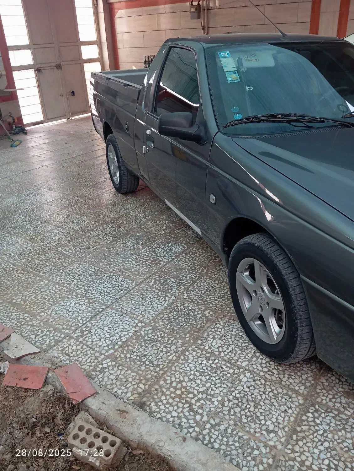 اریسان دو مدل 402|خودرو سواری و وانت|بوشهر, |دیوار