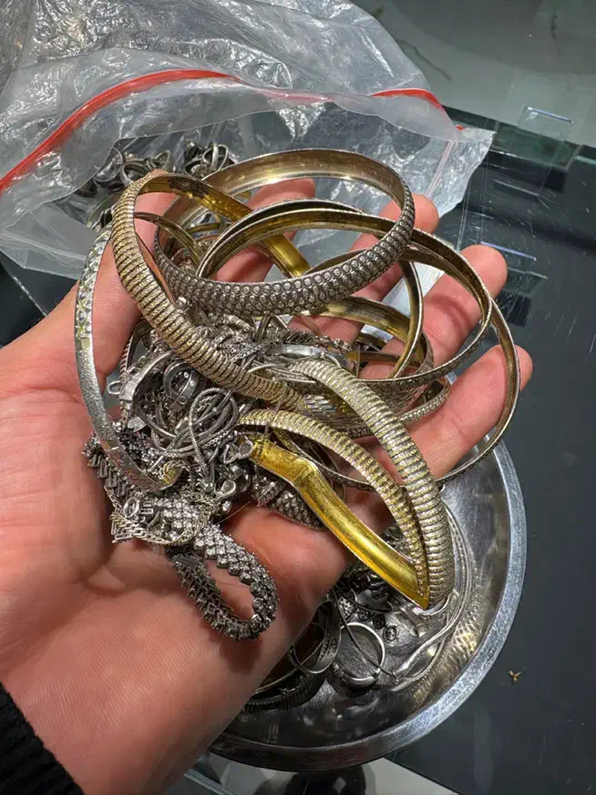 تعویض و فروش نقره شکسته و قدیمی،فرسوده|جواهرات|رشت, بازار|دیوار