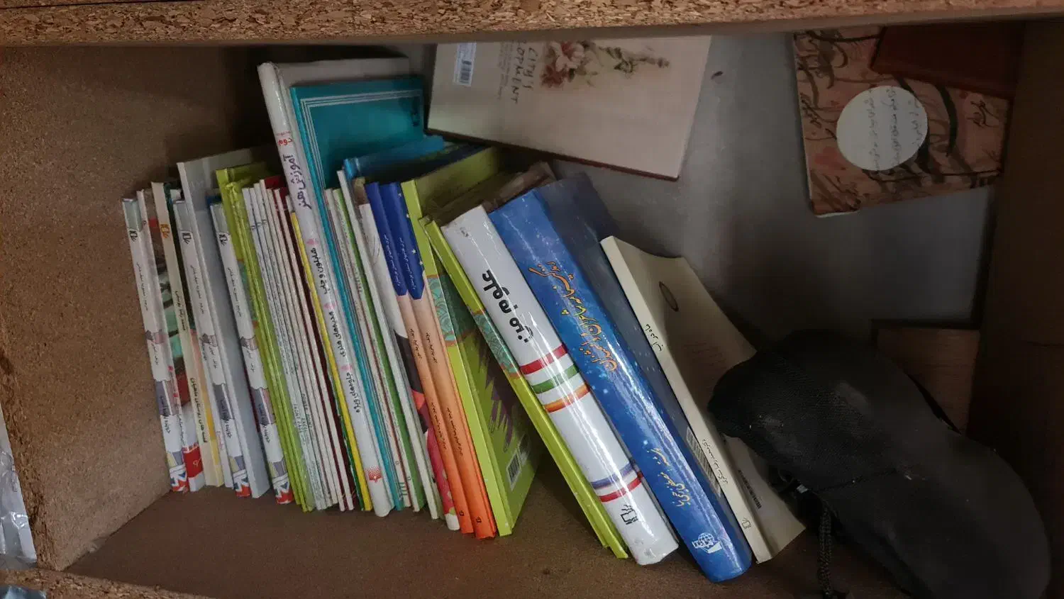 ۷۰ درصد زیر قیمت تعدادی کتاب در عناوین مختلف|کتاب و مجله آموزشی|محمودآباد, |دیوار