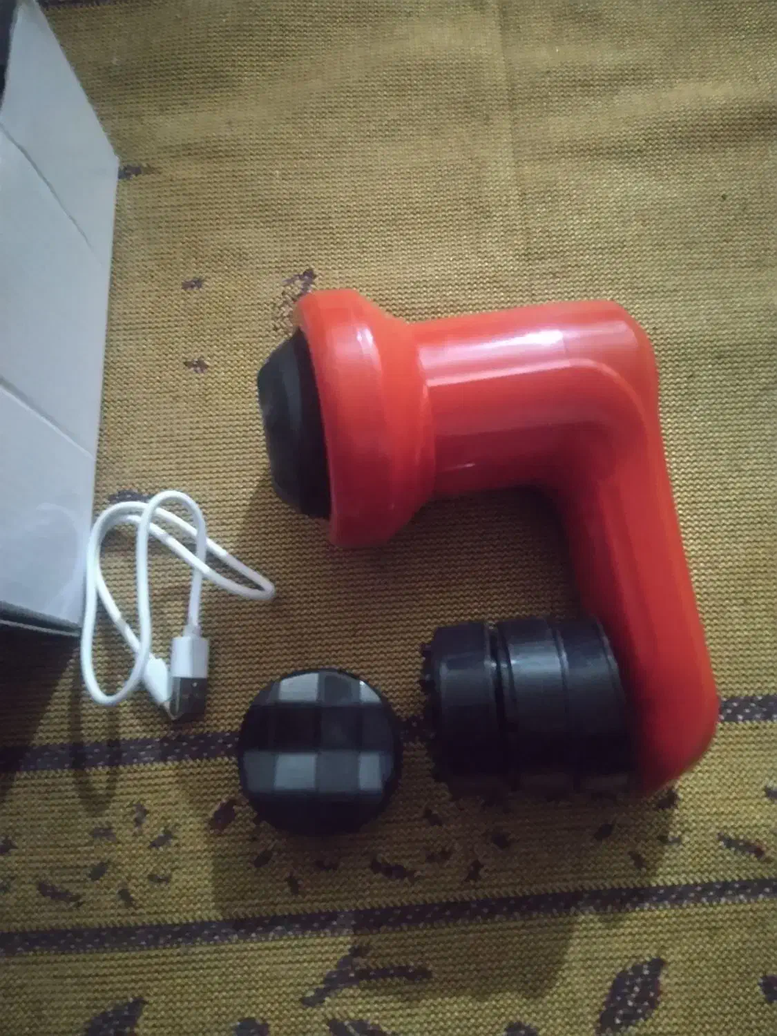 ماساژور شارژی تازه ۲ روزه که خریدمش|تجهیزات ورزشی|سراوان, |دیوار