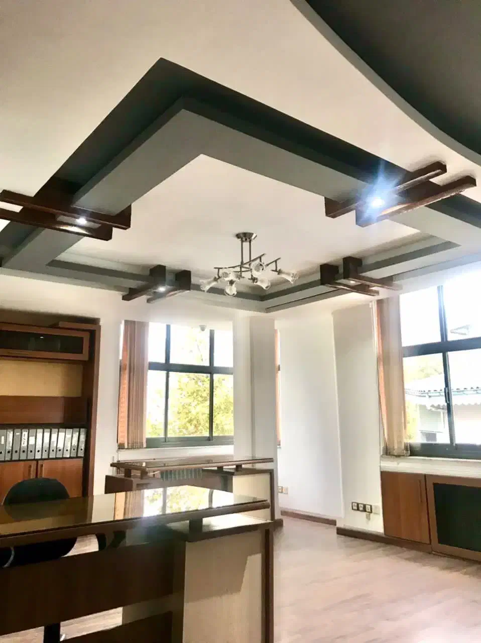 * واحد اداری بر اصلی گلسار *|فروش دفتر کار، اتاق اداری، مطب|رشت, گلسار|دیوار