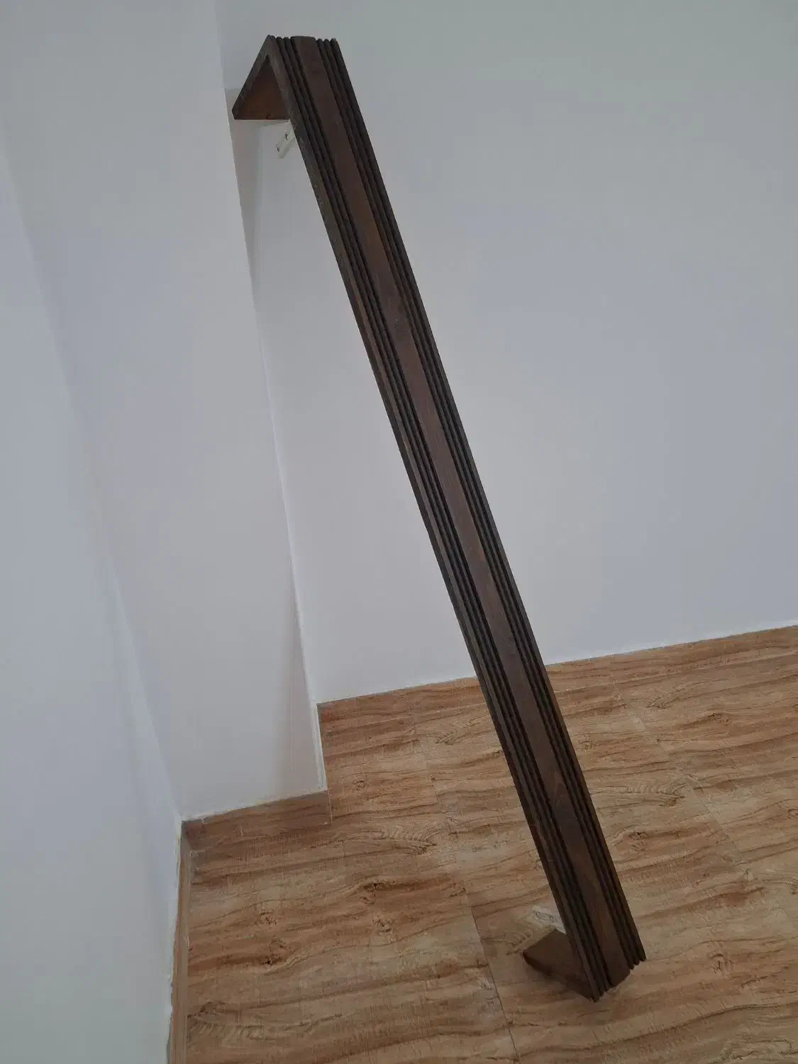 کتیبه ۱ و ۷۰|قطعات یدکی و لوازم جانبی|رشت, سیا اسطلخ|دیوار