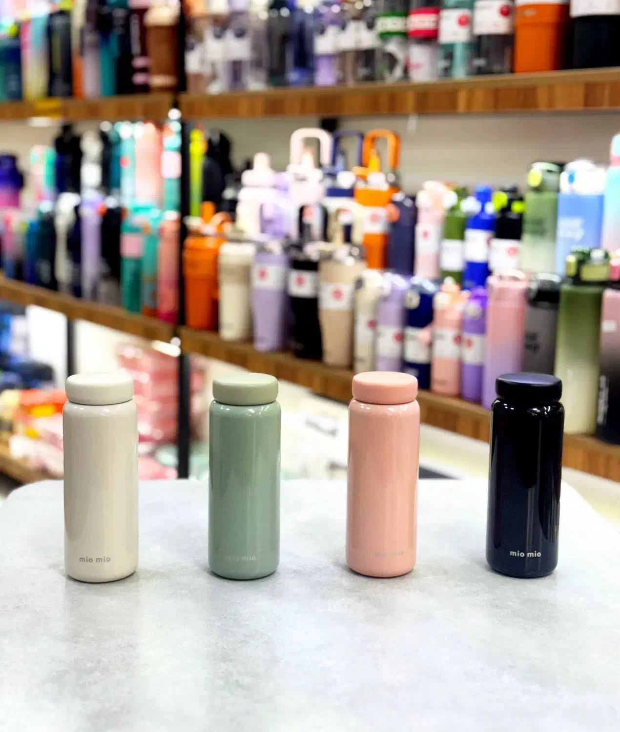 بطری|ظروف نگهدارنده، پلاستیکی، یکبارمصرف|نهاوند, |دیوار